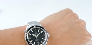 Швейцарський годинник Omega