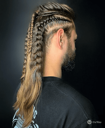 Топовые прически для девушек с длинными волосами (91 фото)